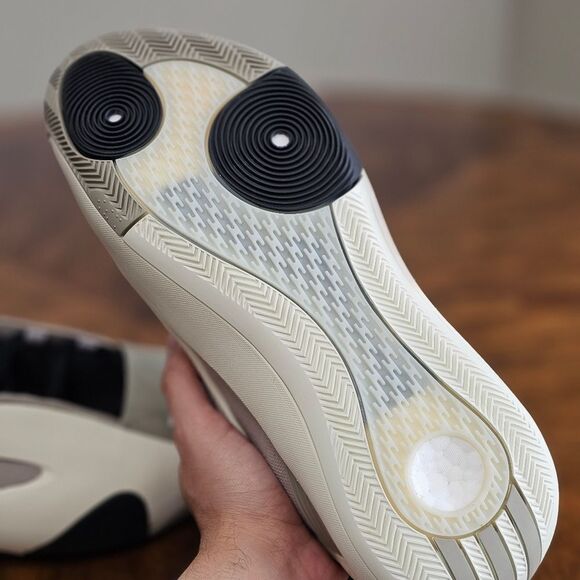 Adidas Harden Vol. 8 Feather Grey Basketball Shoes Women’s 11 Black Tan IG6649 - Picture 11 of 14